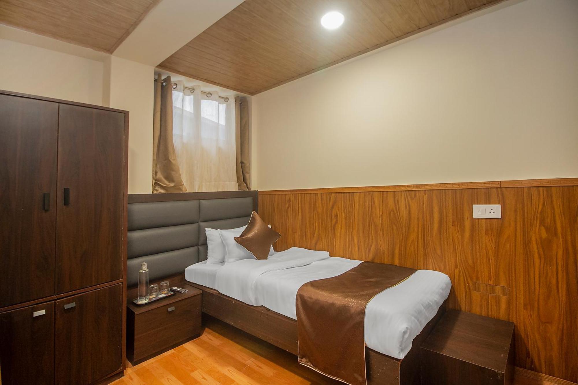 Hotel Tibet Gallery Gangtok Bagian luar foto