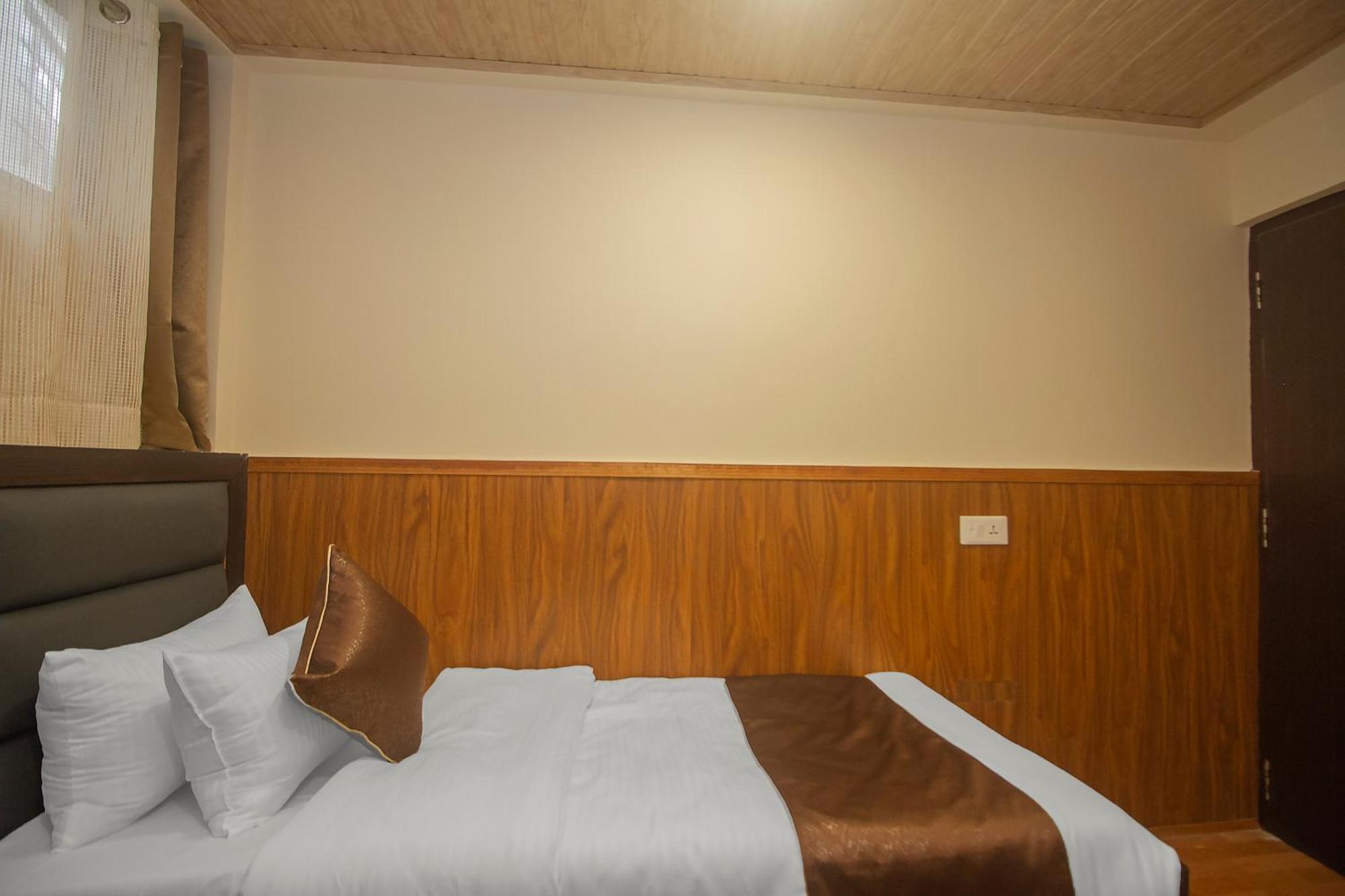 Hotel Tibet Gallery Gangtok Bagian luar foto
